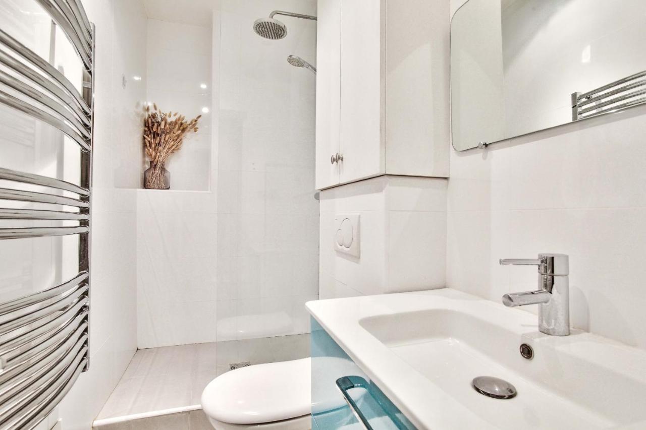 Appartement Quartier Tour Eiffel Free Netflix Paris Dış mekan fotoğraf